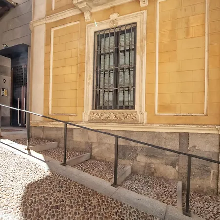 Santa Ana Free Parking Center *