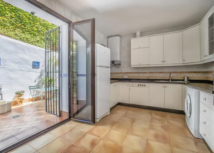 Santa Ana Free Parking Center דירה קורדובה