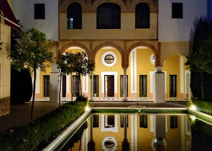 Santa Ana Free Parking Center דירה *