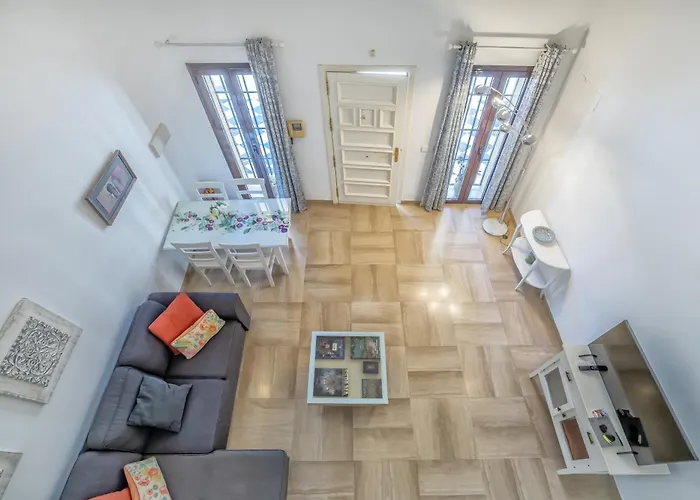 דירה Santa Ana Free Parking Center