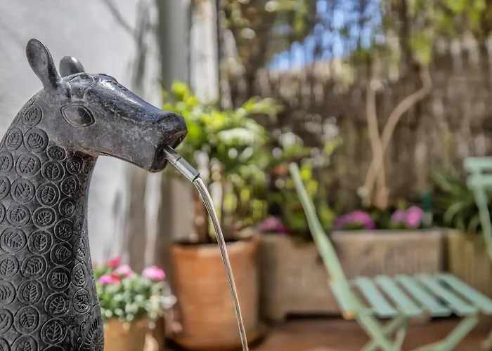 Santa Ana Free Parking Center דירה *