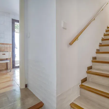 Santa Ana Free Parking Center