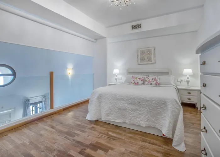 Santa Ana Free Parking Center Διαμέρισμα