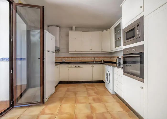 Santa Ana Free Parking Center Διαμέρισμα *