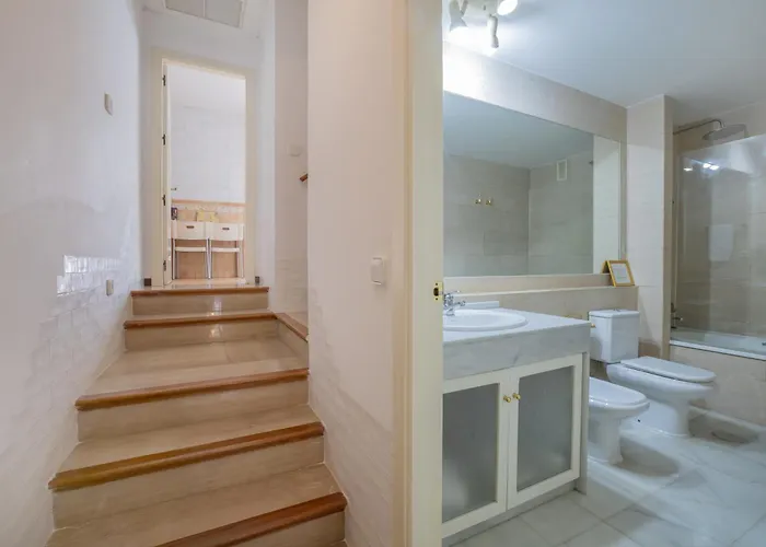 Santa Ana Free Parking Center Кордова