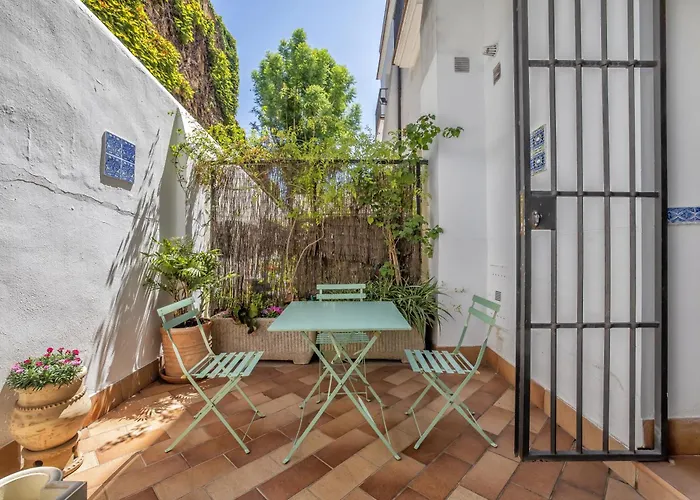 Santa Ana Free Parking Center * Кордова